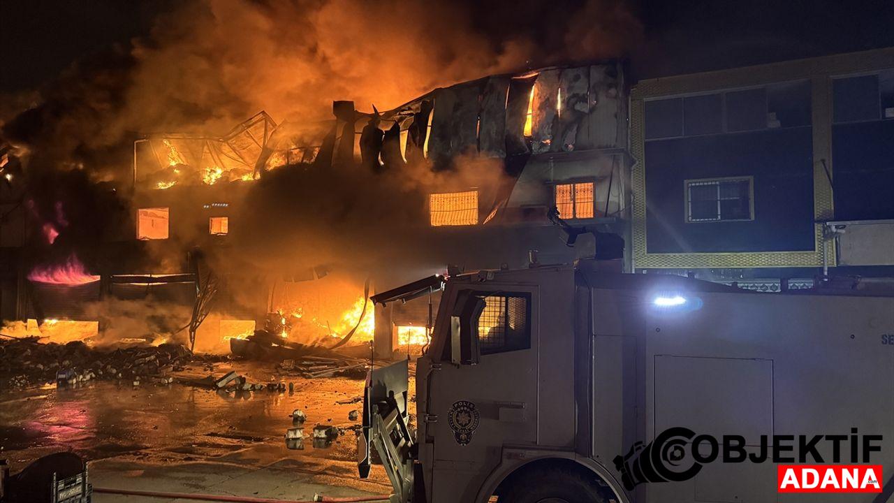 Adana039da-hirdavat-dukkaninda-cikan-yangina-mudahale-ediliyor.jpg