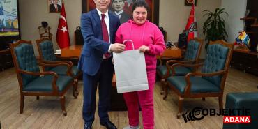 Adana-Il-Emniyet-Muduru-Arikan-polislerin-ozel-gereksinimli-cocuklarini-agirladi.jpg