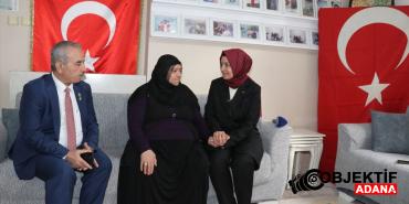 AK-Parti-Genel-Baskan-Yardimcisi-Kaya-Adana039da-sehit-ailesi-ve.jpg