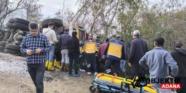 Adana039da-devrilen-kamyonun-surucusu-yaralandi.jpg