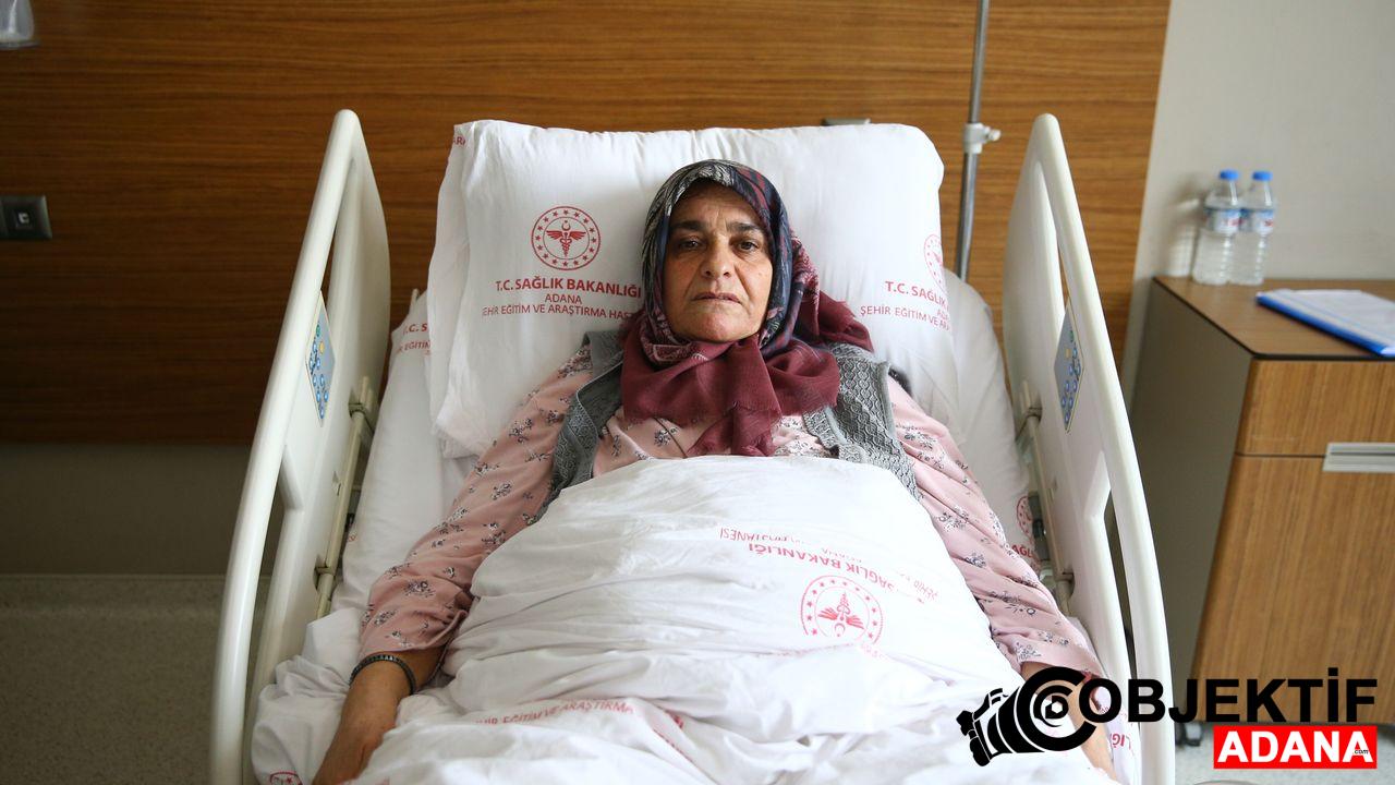 61-yasindaki-hastanin-karnindan-6-yilda-20-kilo-100-gramlik.jpg