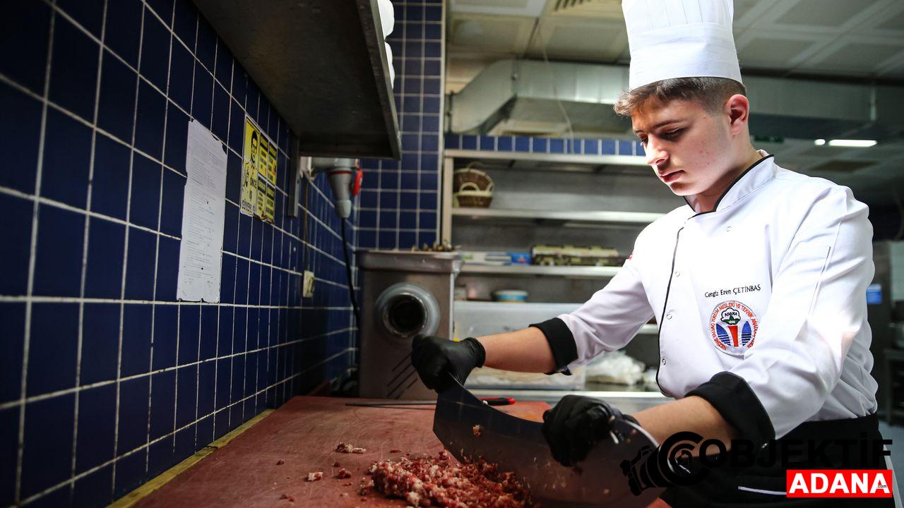 Adanali-genc-sefler-hazirlayacaklari-yemeklerle-Turkiye-sampiyonu-olmayi-hedefliyor.jpg