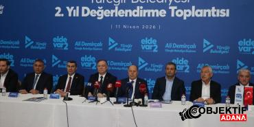 CHP-Genel-Baskan-Yardimcilari-Zeybek-ve-Bulut-Adana039da-toplantiya-katildi.jpg