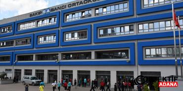 Is-insani-Sakip-Sabanci-vefatinin-22-yilinda-Adana039da-anildi.jpg