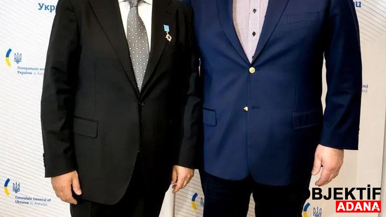 Ukrayna039nin-Adana-Fahri-Konsolosu-Sakarya039ya-Ukrayna039dan-devlet-nisani.jpg