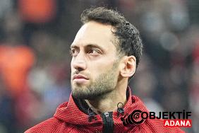 interde-hakan-calhanoglu-soku-dunya-kupasi-tehlikede-mi-shjv.jpg