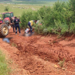 afyonkarahisarda-traktor-devrildi-2-kisi-hayatini-kaybetti-1xwe.jpg