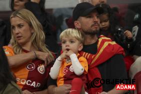 dries-mertens-ve-ailesi-yeniden-rams-parkta-mn1t.jpg