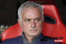 jose-mourinho-ile-dalga-gectiler-almanyadaki-finali-izleme-nedeni-ortaya-cikti-inss.jpg