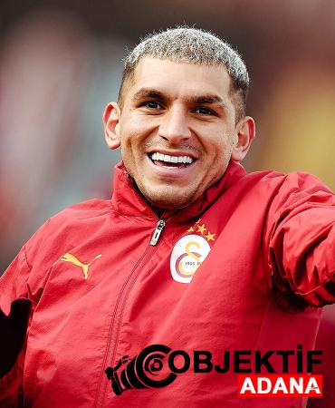 lucas-torreira-kararini-degistirdi-galatasarayda-kalacak-nx7m.jpg