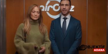 netflixin-merakla-beklenen-yapimindan-ilk-fragman-geldi-jennifer-lopez-ve-brett-goldstein-sahnede-c3.jpeg