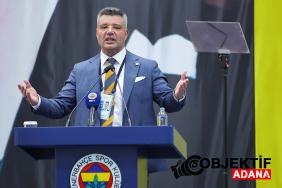 sadettin-saran-bayramlasma-toreninde-konustu-bir-yere-gitmiyorum-mibp.jpg
