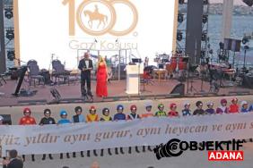 100-gazi-kosusu-resepsiyonunda-gorkemli-kutlama-kyzx.jpg