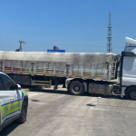 Adana039da-tirin-iki-otomobile-carpmasi-sonucu-5-kisi-yaralandi.jpg