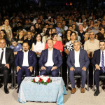 Sanatci-Ahmet-Selcuk-Ilkan-Adana039da-konser-verdi.jpg