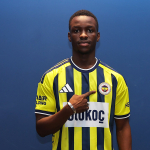fenerbahce-amara-diouf-transferini-resmen-acikladi-5-yillik-sozlesme-imzalandi-yxsz.jpg