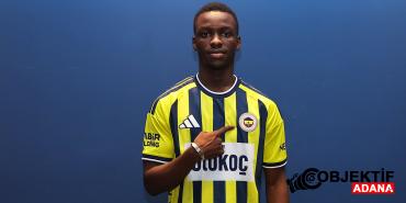 fenerbahce-amara-diouf-transferini-resmen-acikladi-5-yillik-sozlesme-imzalandi-yxsz.jpg