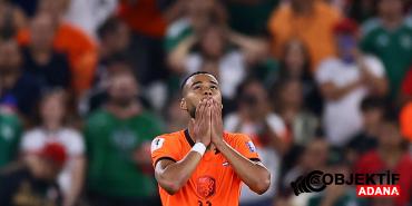 hollanda-fas-macina-damga-vuran-an-cody-gakpo-attigi-gol-sonrasi-gozyaslarina-boguldu-cjon.jpg