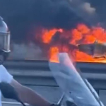 tem-otoyolunda-korkutan-yangin-otomobil-alev-alev-yandi-trafik-durma-noktasina-geldi-ntck.jpg