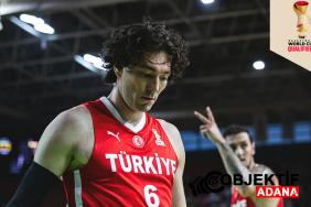 12-dev-adam-elemelerde-grup-liderligini-garantiledi-jmao.jpg