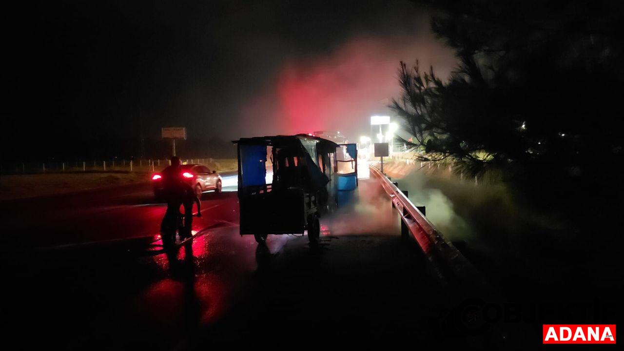 Adana039da-seyir-halindeki-elektrikli-motosiklette-cikan-yangin-sonduruldu.jpg