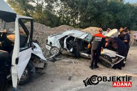 amasyada-otomobil-ile-minibus-carpisti-1-olu-3-yarali-n5vy.jpg