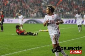 carlo-holse-mlse-gidiyor-samsunsporun-kazanacagi-bonservis-belli-oldu-2m7a.jpg