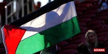 dunya-kupasinda-israil-tepki-filistin-ise-tribunlerden-buyuk-destek-aliyor-omj9.jpg