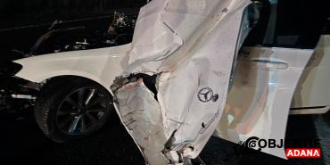 sivasta-traktore-carpan-otomobildeki-4-kisi-yaralandi-iq0x.jpg