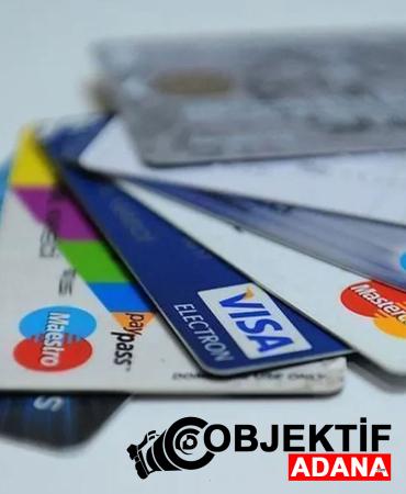 7-ayda-fark-156-milyar-dolar-tl-kartli-alisveriste-ters-denge-f3sd.jpg