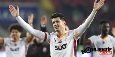 eski-galatasarayli-alvaro-morata-kume-dustu-ispanyol-golcuden-surpriz-transfer-1zxx.jpg