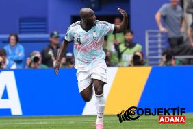 fabrizio-romano-duyurdu-fenerbahcenin-romelu-lukaku-transferinde-yeni-gelisme-ause.jpg