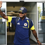 fenerbahcede-fred-donemi-sona-eriyor-yeni-takimi-belli-oluyor-r7mp.jpg