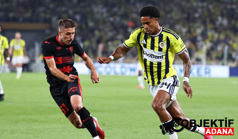 Jayden Oosterwolde, Roma’ya transferi için bu akşam İtalya’ya gidecek