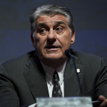 serdal-adali-sag-kanat-transferini-20-milyon-euroya-bitiriyor-ileri-duzeyde-gorusmeler-basladi-hyaq.jpeg
