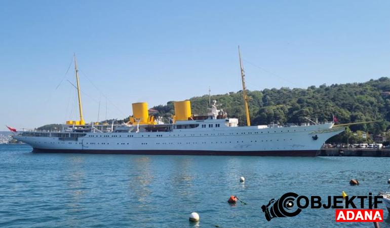 TCG Savanora gemisi İstanbul Boğazı’ndan geçti