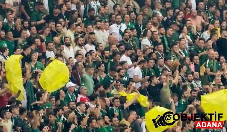 Tribünde 'sarı poşet' sallayanların cezası belli oldu