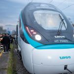 elektrikli-hizli-trende-bir-ilk-250-kilometre-hiza-ulasti-do58.jpg