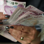 enflasyon-aciklandi-emekli-ve-memur-maasi-icin-yeni-zam-hesabi-geldi-7pdg.jpg