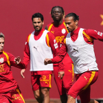 galatasaray-trabzonspor-maci-hazirliklarina-ara-vermeden-basladi-xcbu.jpg