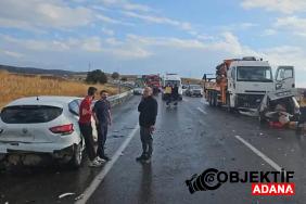 adiyamanda-zincirleme-trafik-kazasi-4-arac-karisti-6-yarali-scef.jpg