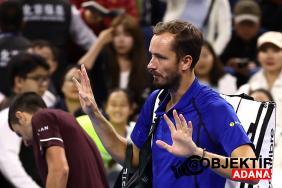 daniil-medvedev-cin-aciktan-diskalifiye-edildi-5hpq.jpg