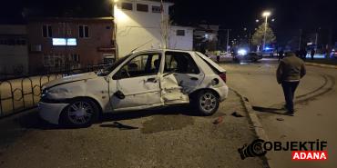 ispartada-iki-otomobil-carpisti-3-yarali-sw31.jpg