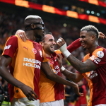 mac-ozeti-galatasaray-2-1-fenerbahce-osimhenden-iki-gol-po31.jpg