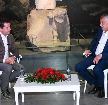 Adanada-Baskan-Zeydan-Karalardan-Cuneyt-Ozdemire-ciger-kebabi-tuyolari.jpg