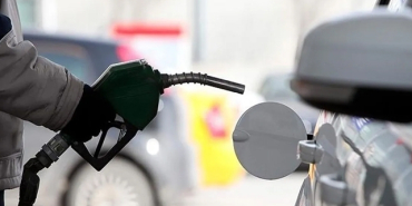 Akaryakit-fiyatlari-yeniden-degisiyor-Motorine-zam-geliyor.jpg