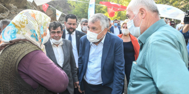 Cumhur-Ittifaki-uyesinden-Zeydan-Karalara-hizmet-tesekkuru.jpg