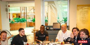Vincenzo-Montella-Adana-Demirspor-yoneticileriyle-kahvaltida-bir-araya-geldi.jpg
