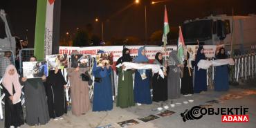 ABD-Adana-Konsoloslugu-onunde-Gazze039ye-destek-icin-oturma-eylemi.jpg