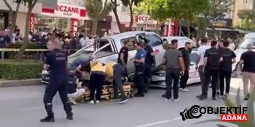 Adanada-kamyonet-polis-aracinin-uzerine-uctu-2-yarali.jpg